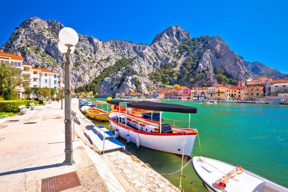Penthouse Maremonte Appartement Omiš Buitenkant foto